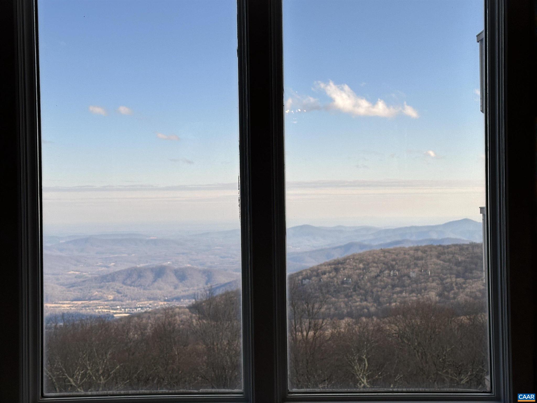 1817 HIGH RIDGE CT CONDOS