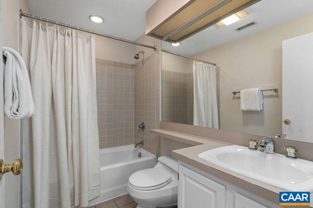 WINTERGREEN RESORT - Residential