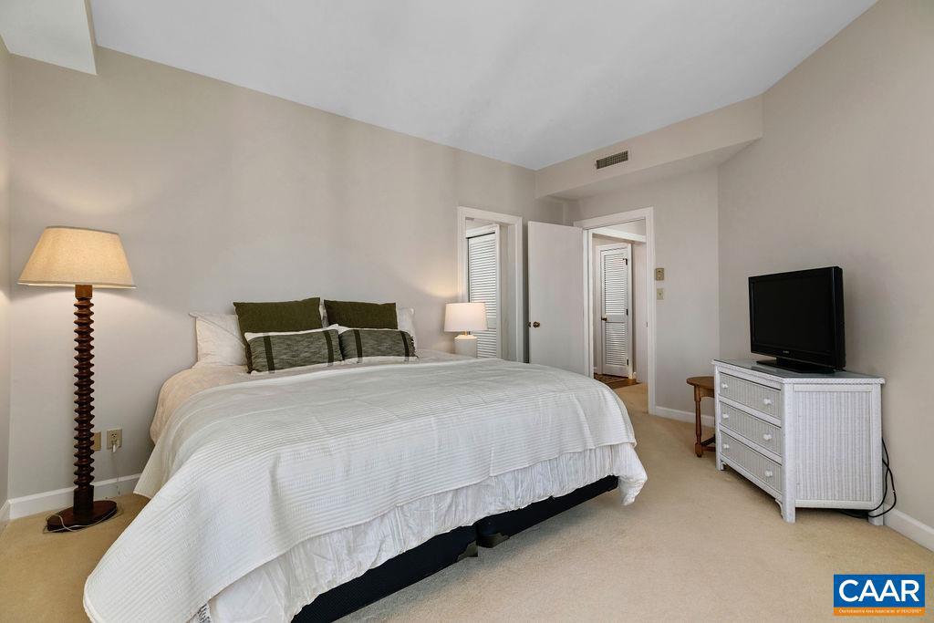 WINTERGREEN RESORT - Residential