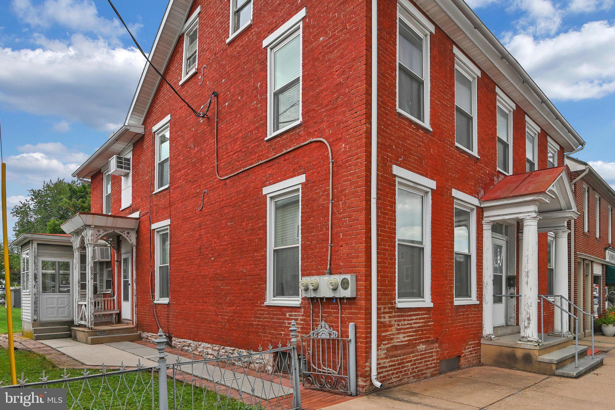 43 W MAIN STREET