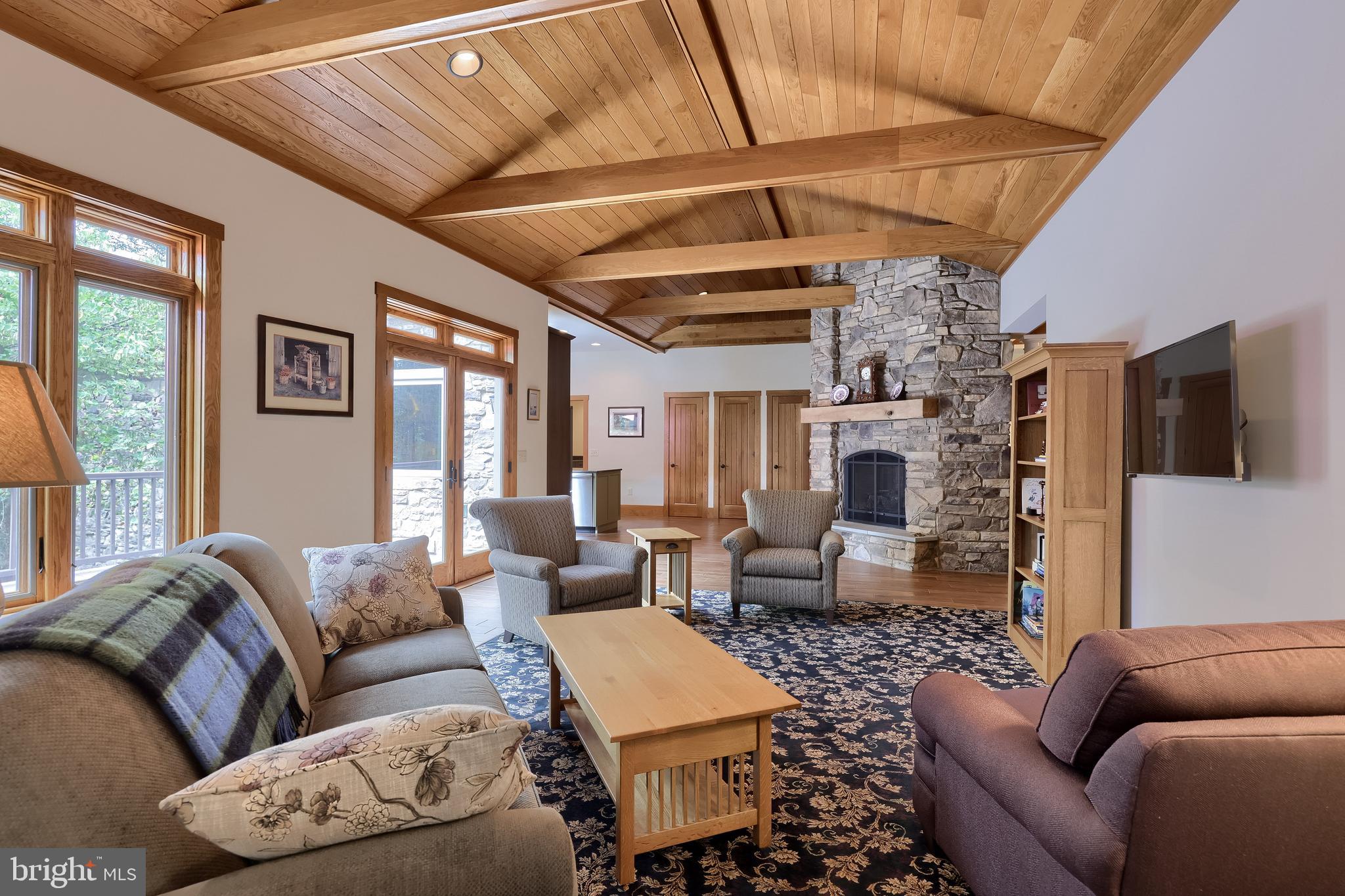 MIDDLE CREEK AREA - Residential