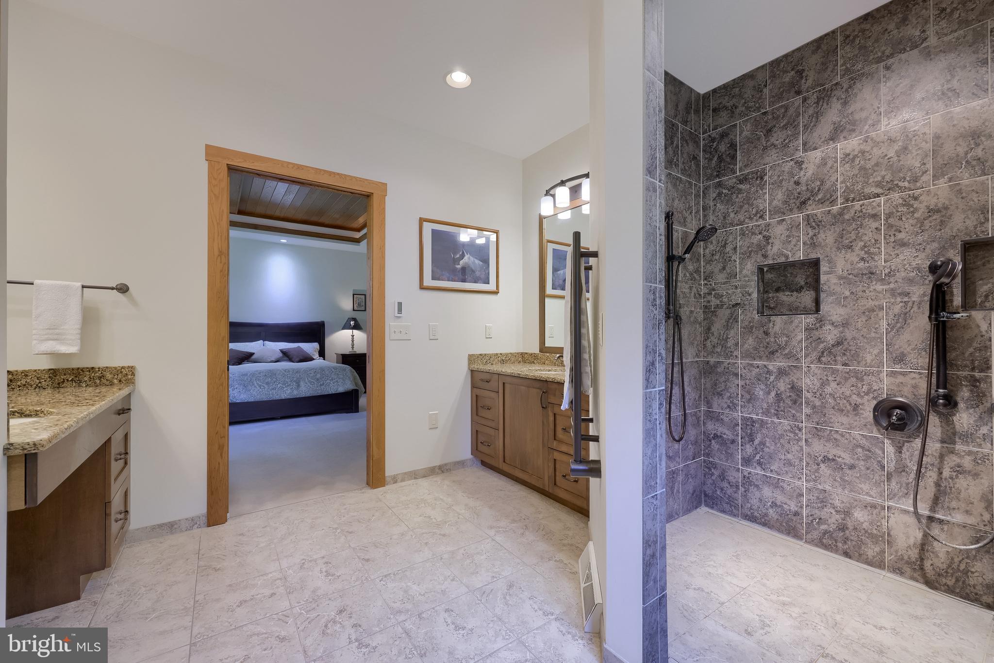 MIDDLE CREEK AREA - Residential