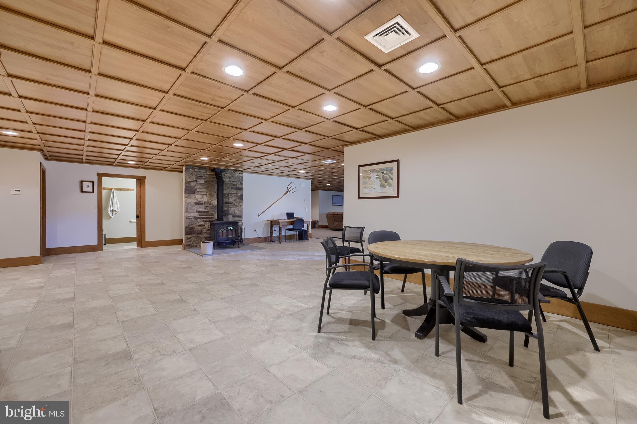 MIDDLE CREEK AREA - Residential