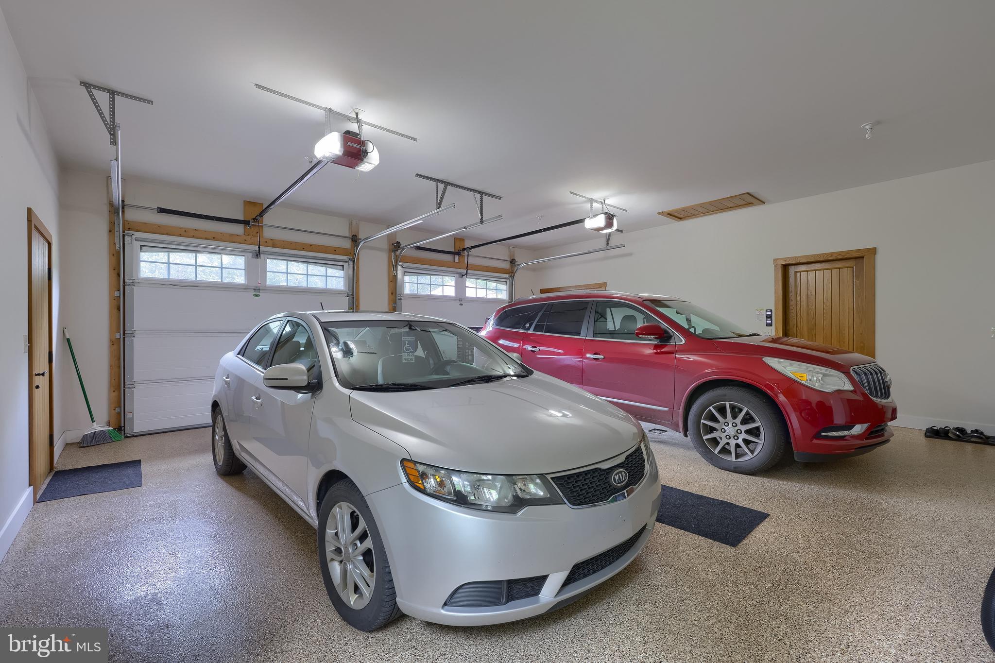 MIDDLE CREEK AREA - Residential