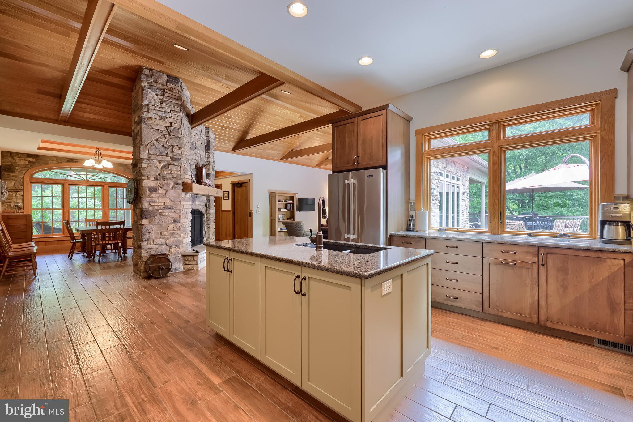 MIDDLE CREEK AREA - Residential