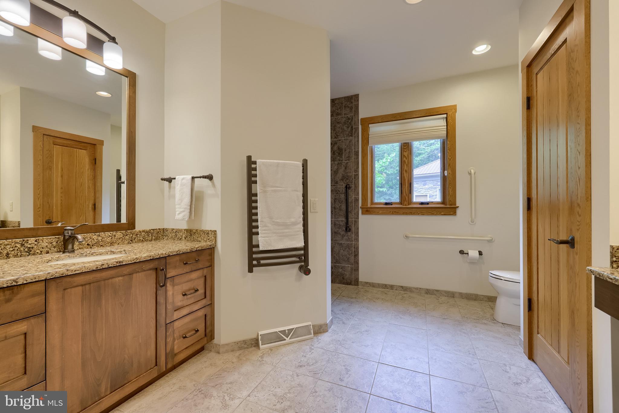 MIDDLE CREEK AREA - Residential