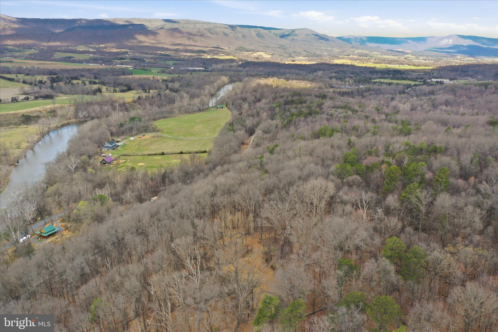 SHENANDOAH GAP - Land