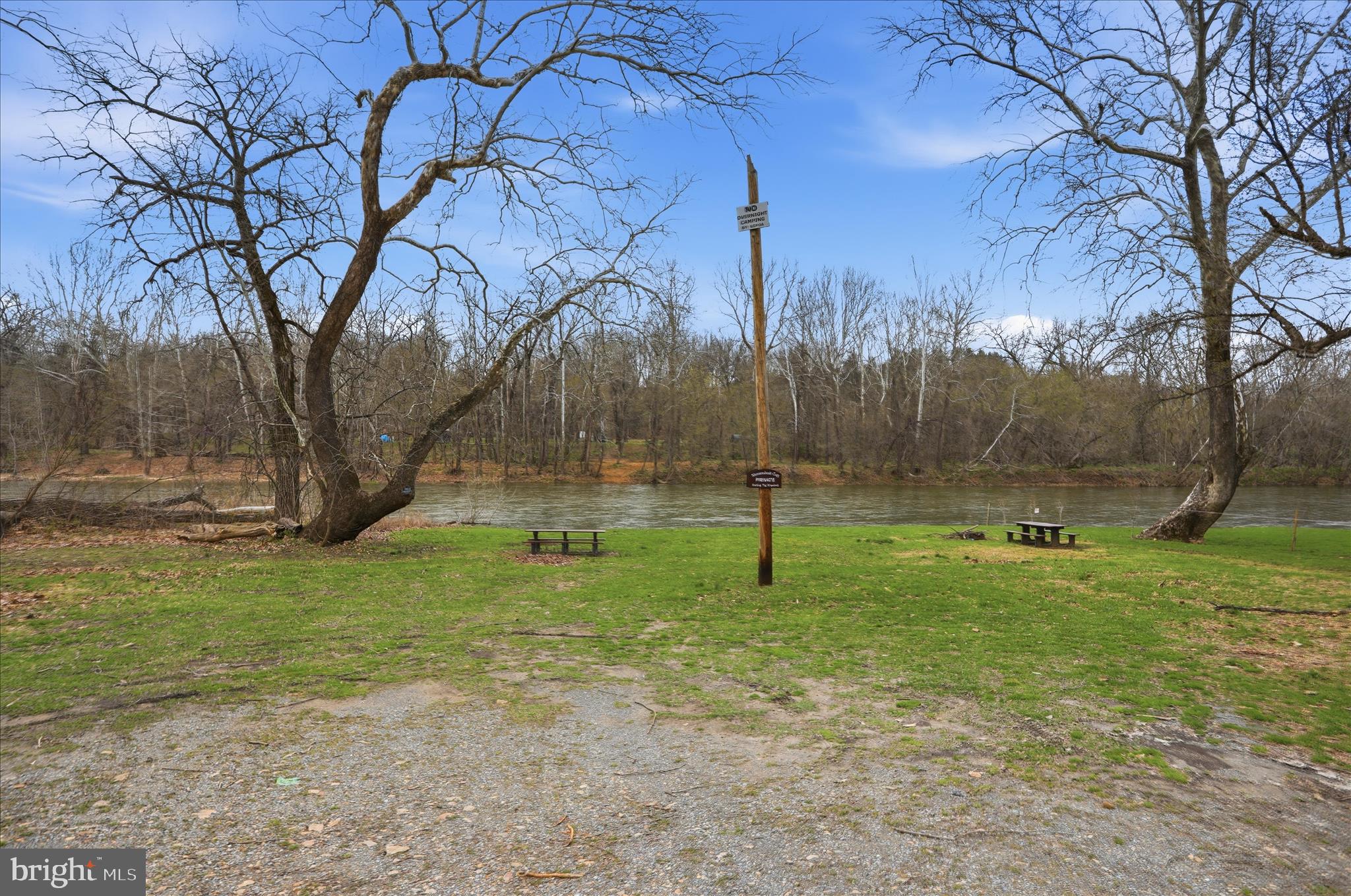 SHENANDOAH GAP - Land