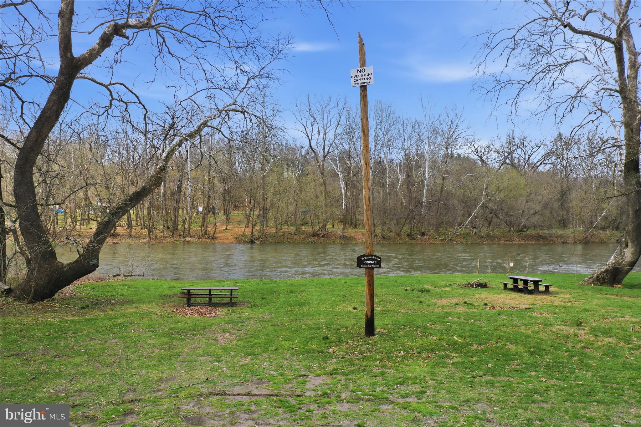 SHENANDOAH GAP - Land