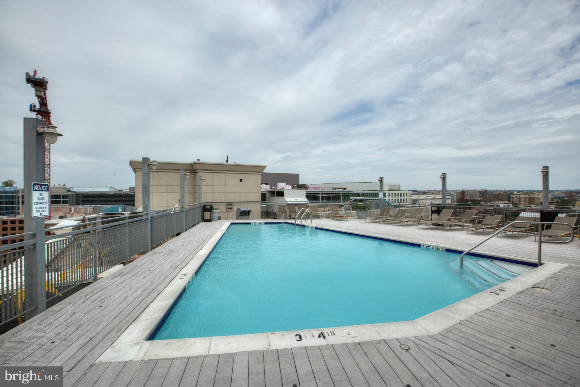 555 MASSACHUSETTS AVENUE NW 917