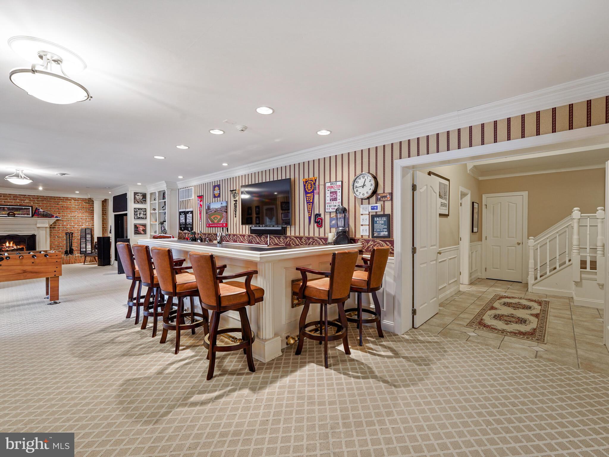 DEER POINTE - Residential