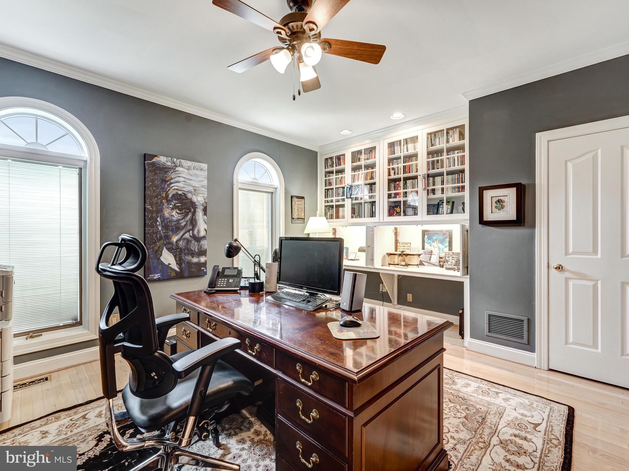 DEER POINTE - Residential