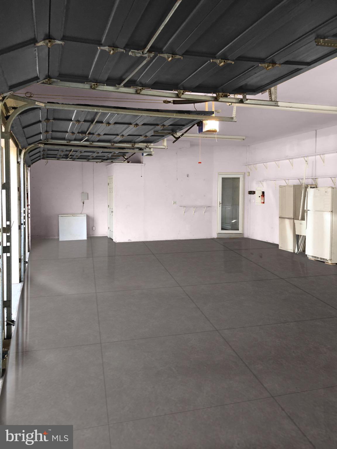 DEER POINTE - Residential