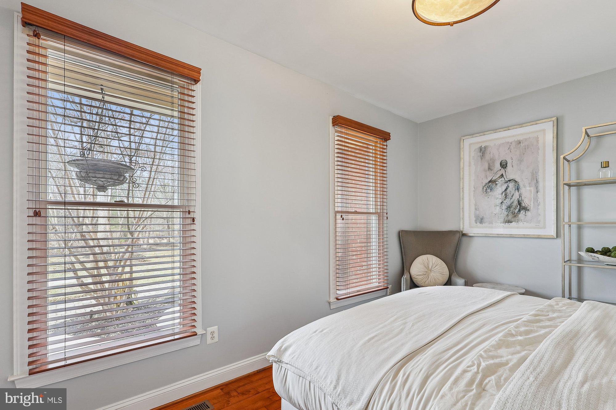 WINDSOR RIDGE - Residential