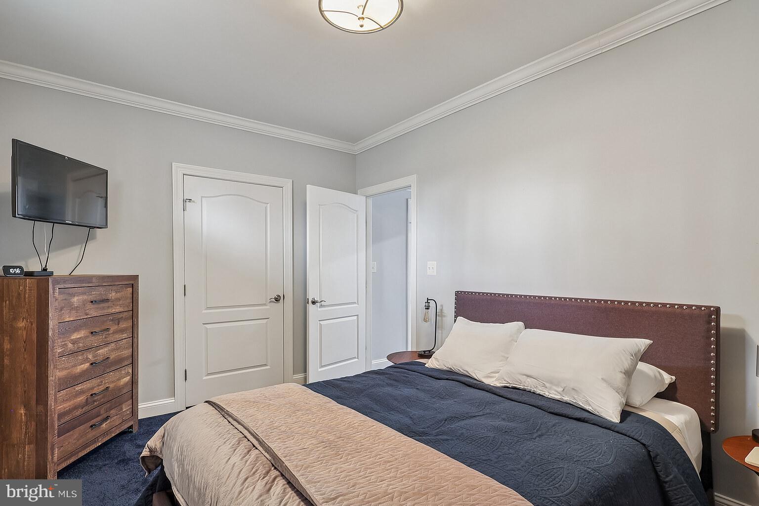 WINDSOR RIDGE - Residential