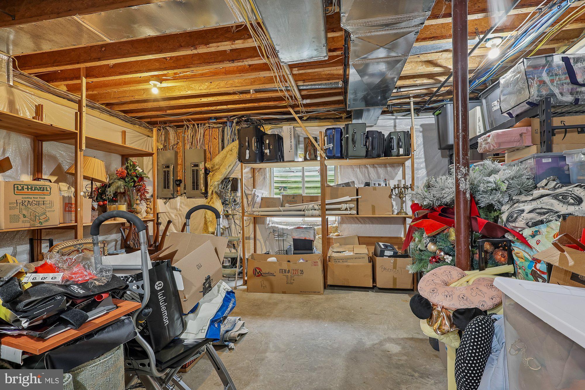 WINDSOR RIDGE - Residential