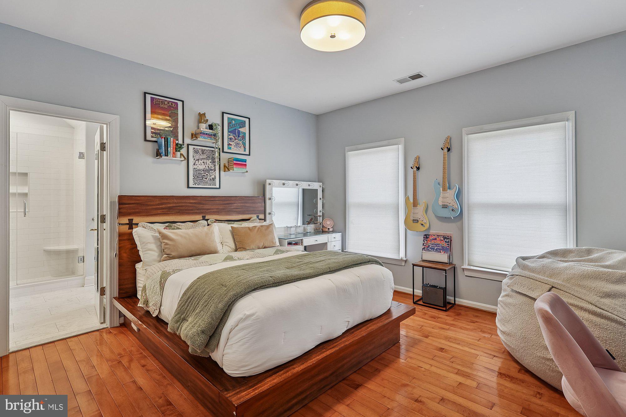 WINDSOR RIDGE - Residential