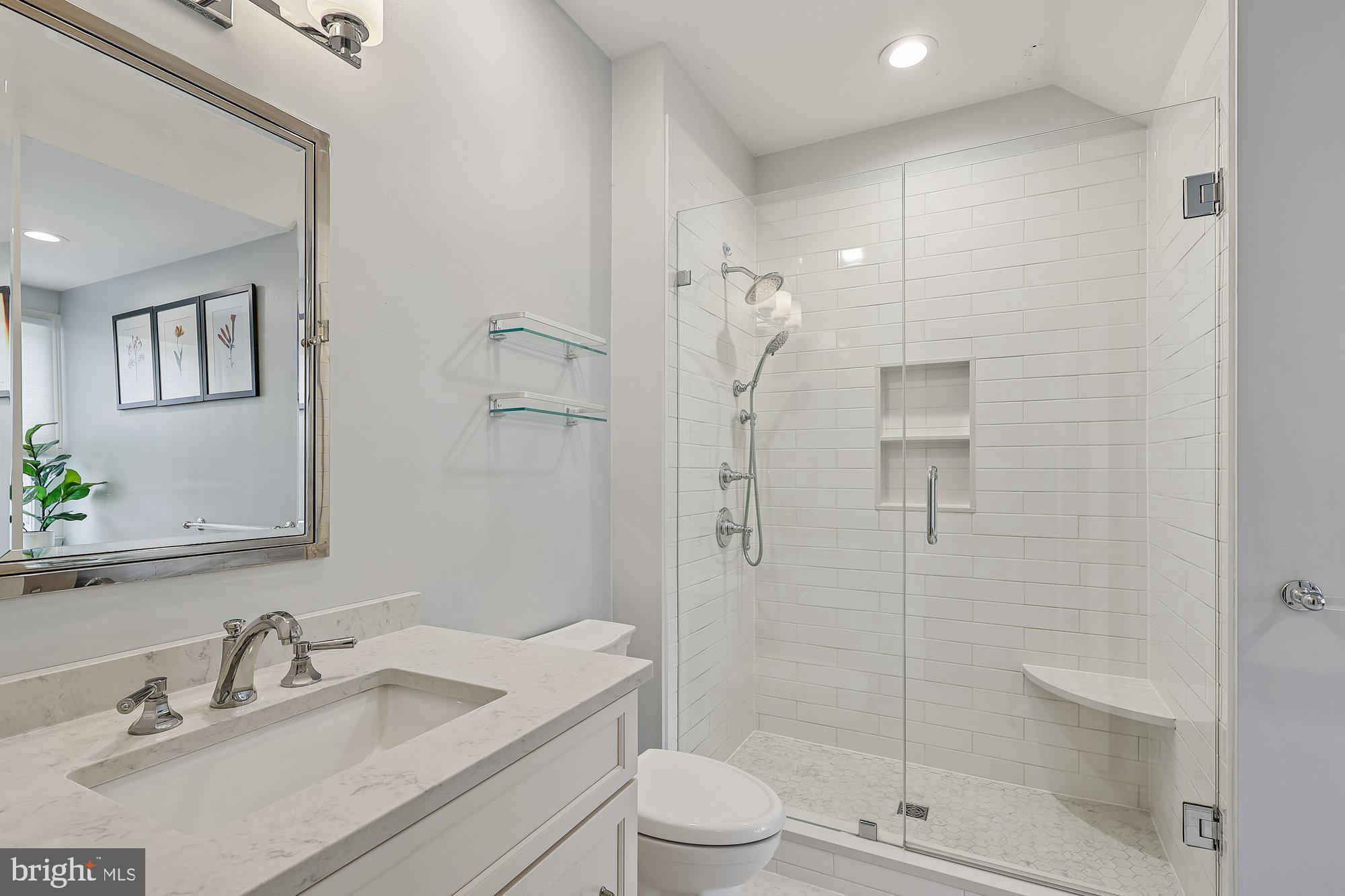 WINDSOR RIDGE - Residential