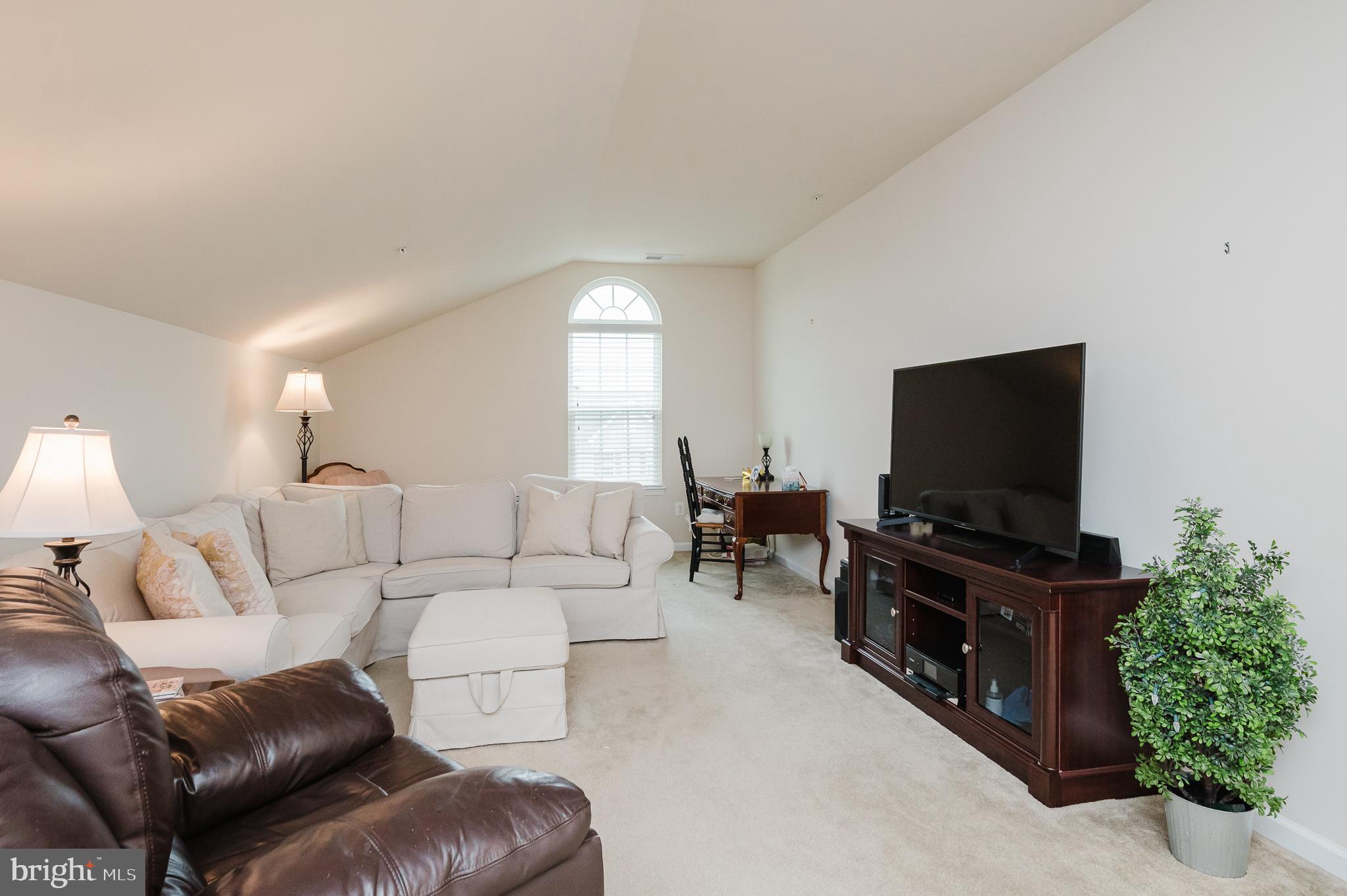 ABINGDON ESTATES - Residential