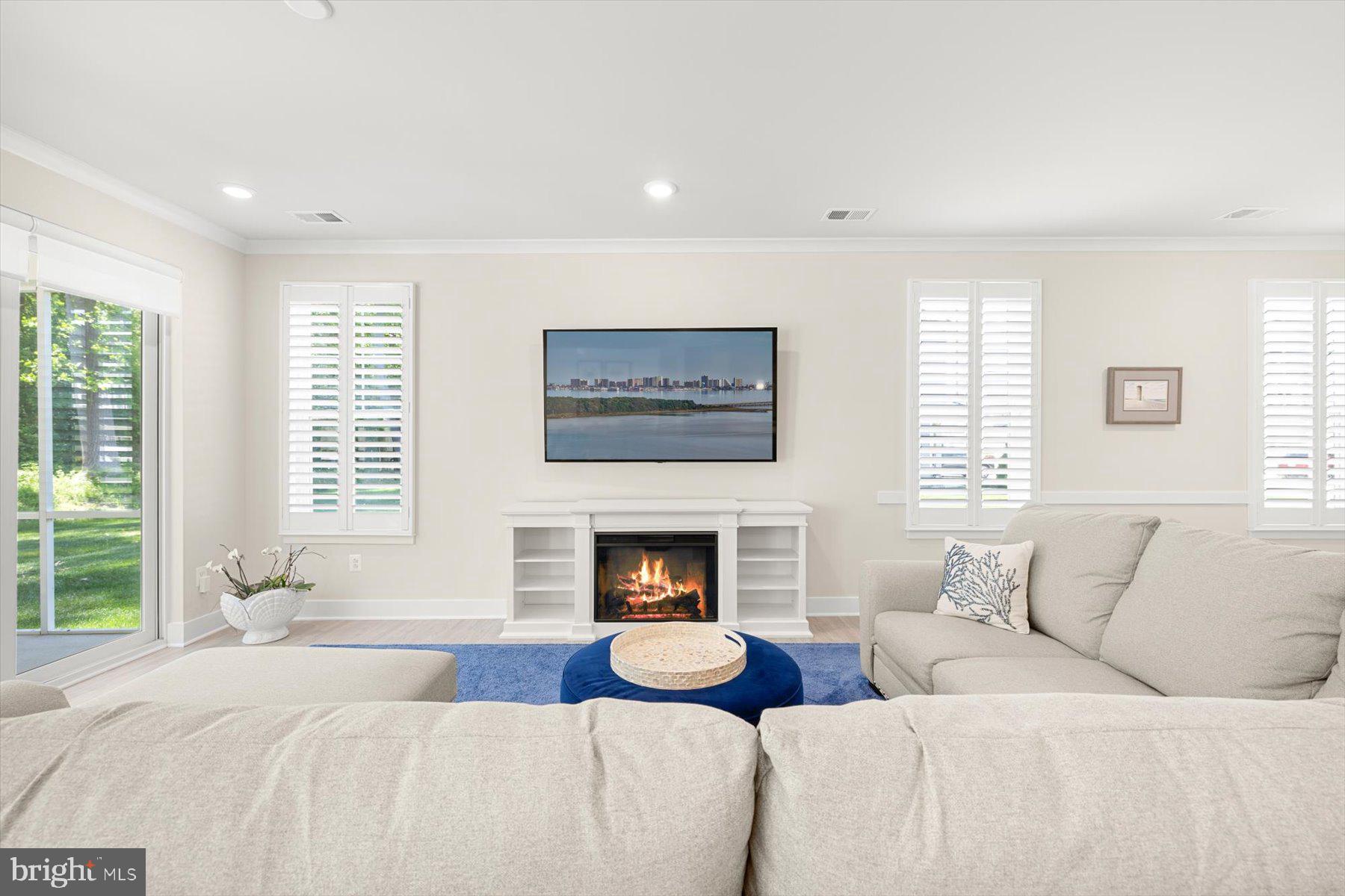 VILLAS AT WALDEN - Residential