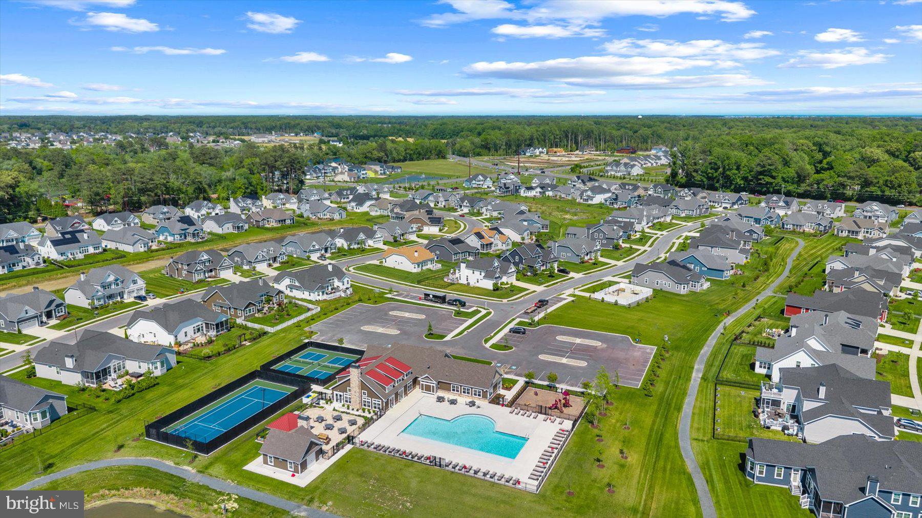 VILLAS AT WALDEN - Residential