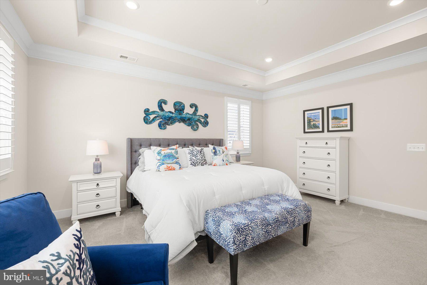 VILLAS AT WALDEN - Residential