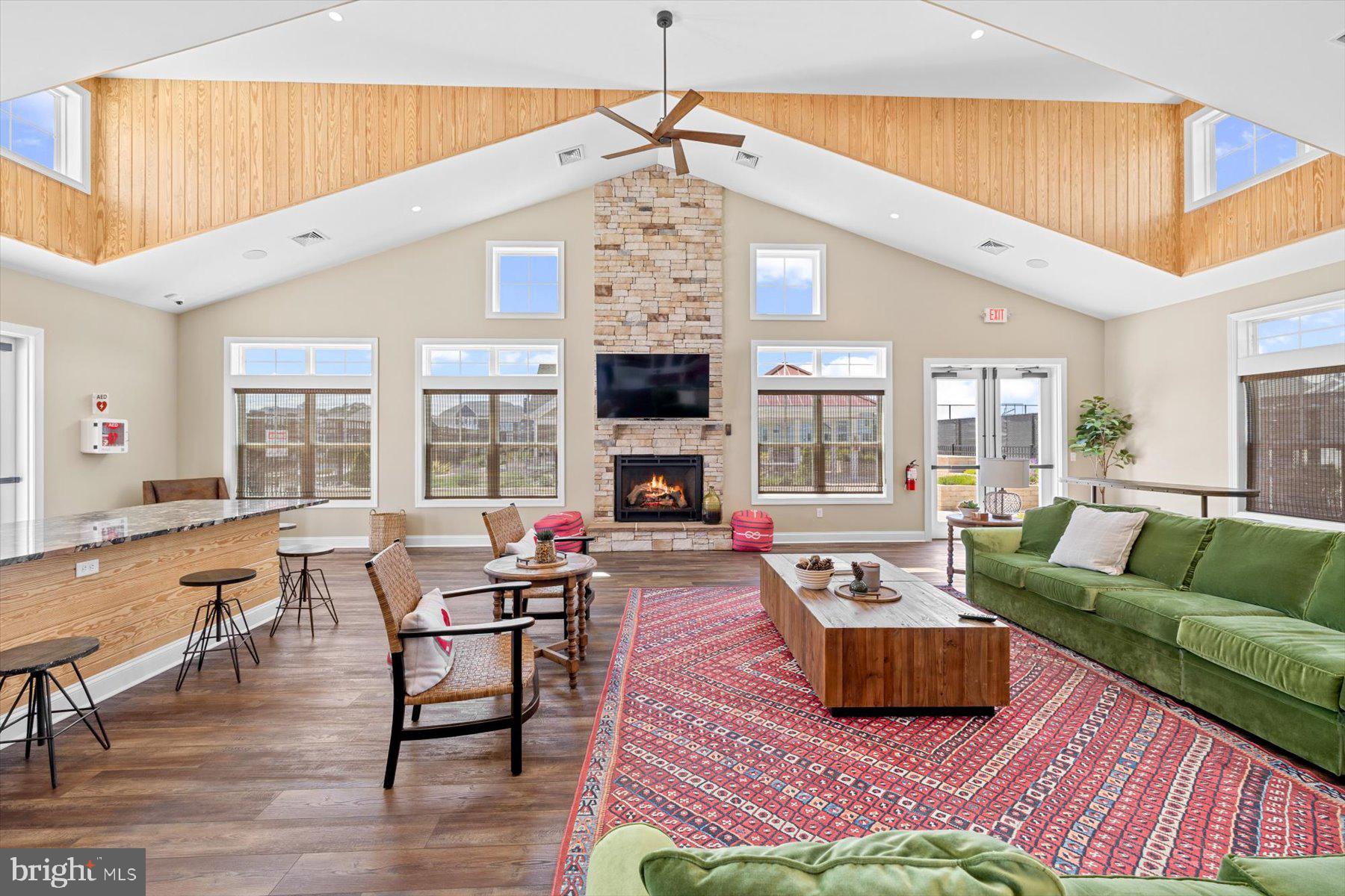 VILLAS AT WALDEN - Residential