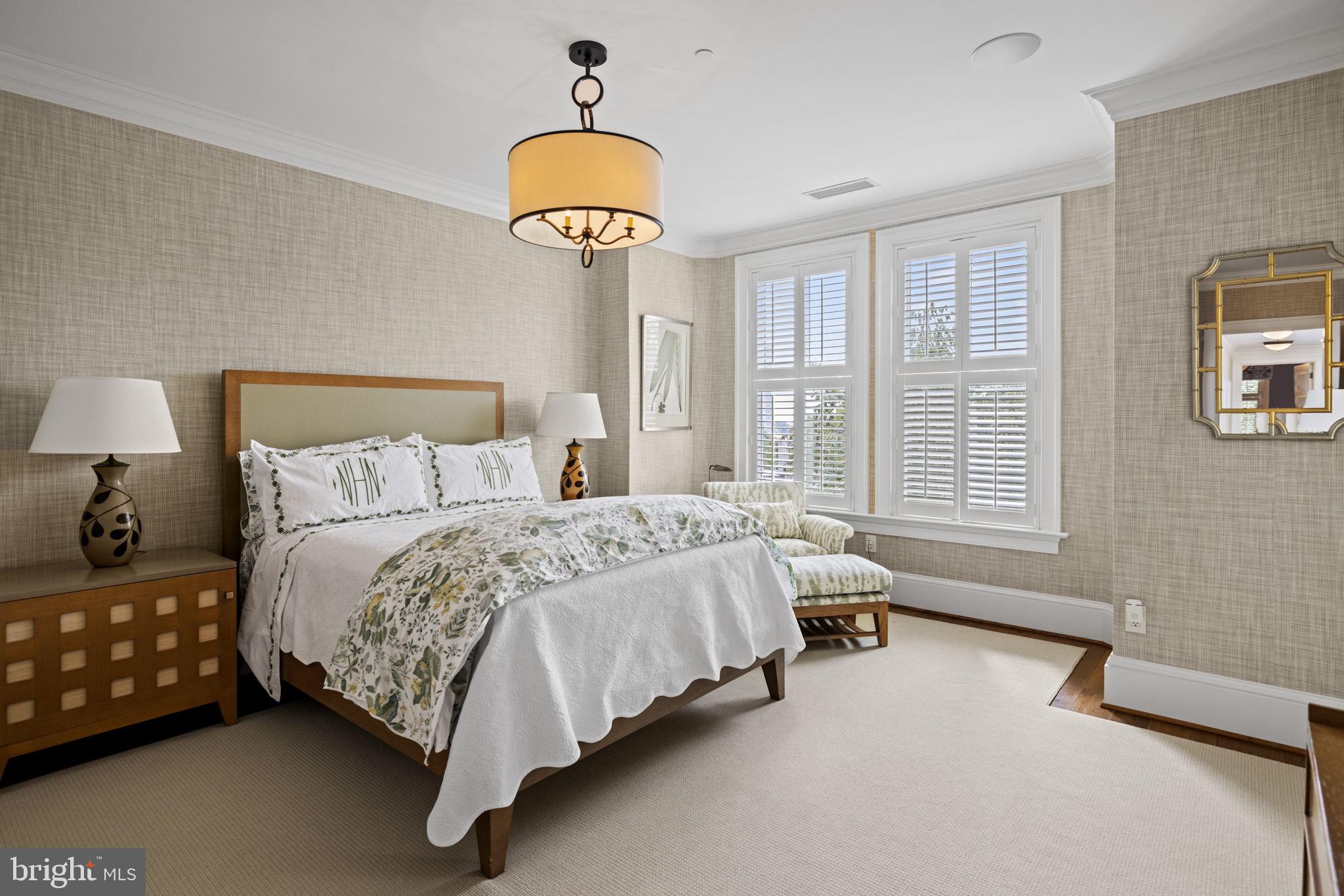 GEORGETOWN - Residential