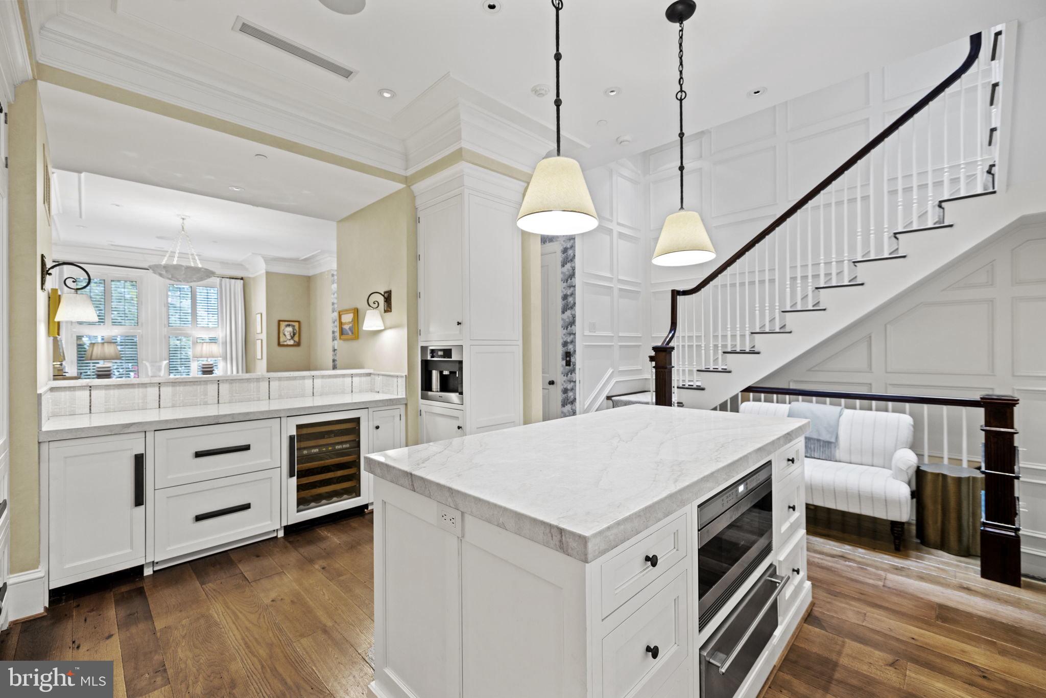 GEORGETOWN - Residential