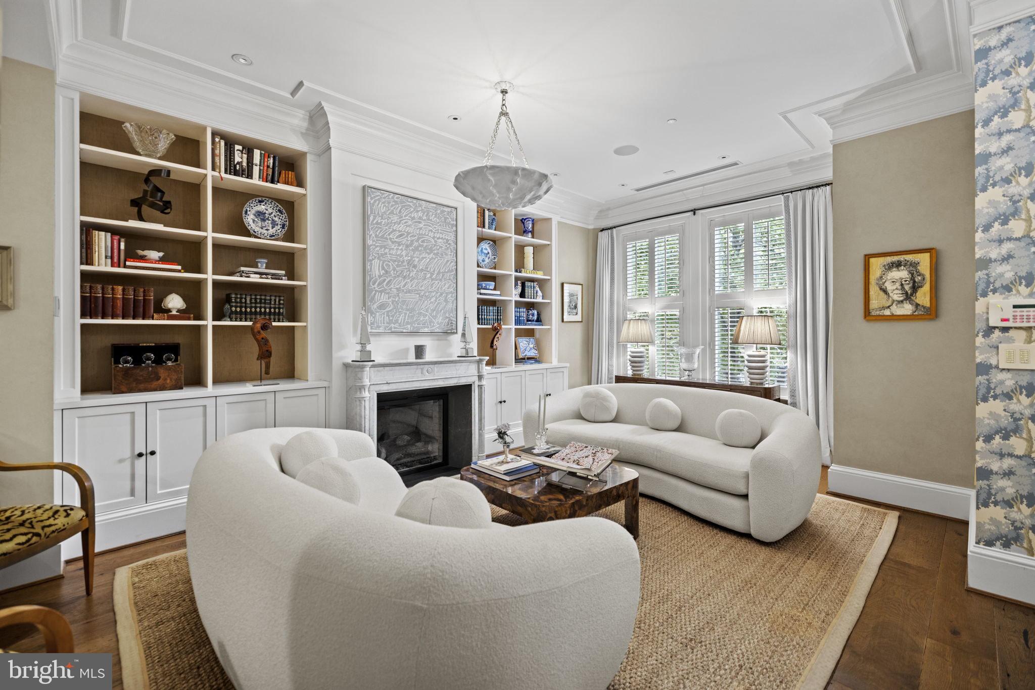 GEORGETOWN - Residential
