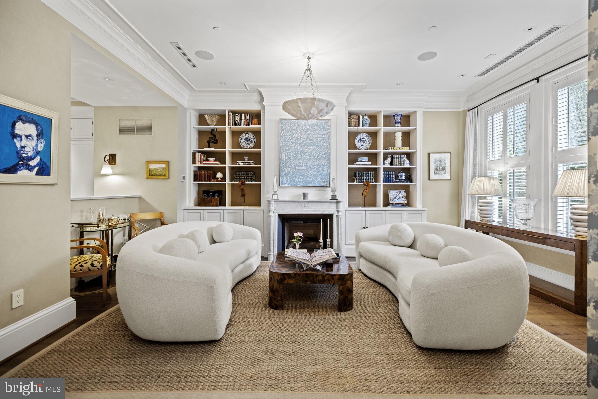 GEORGETOWN - Residential