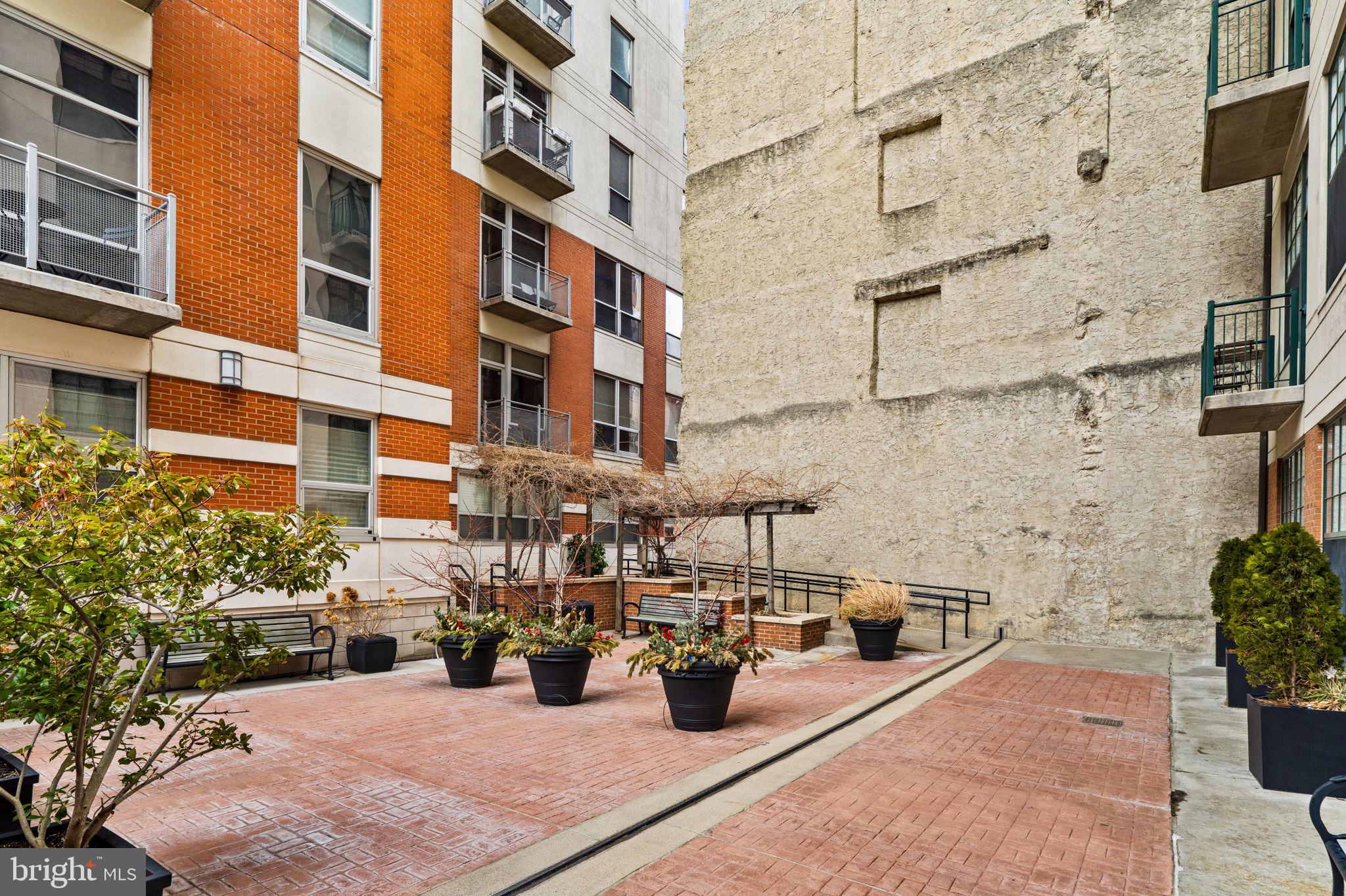 OLD CITY - Residential