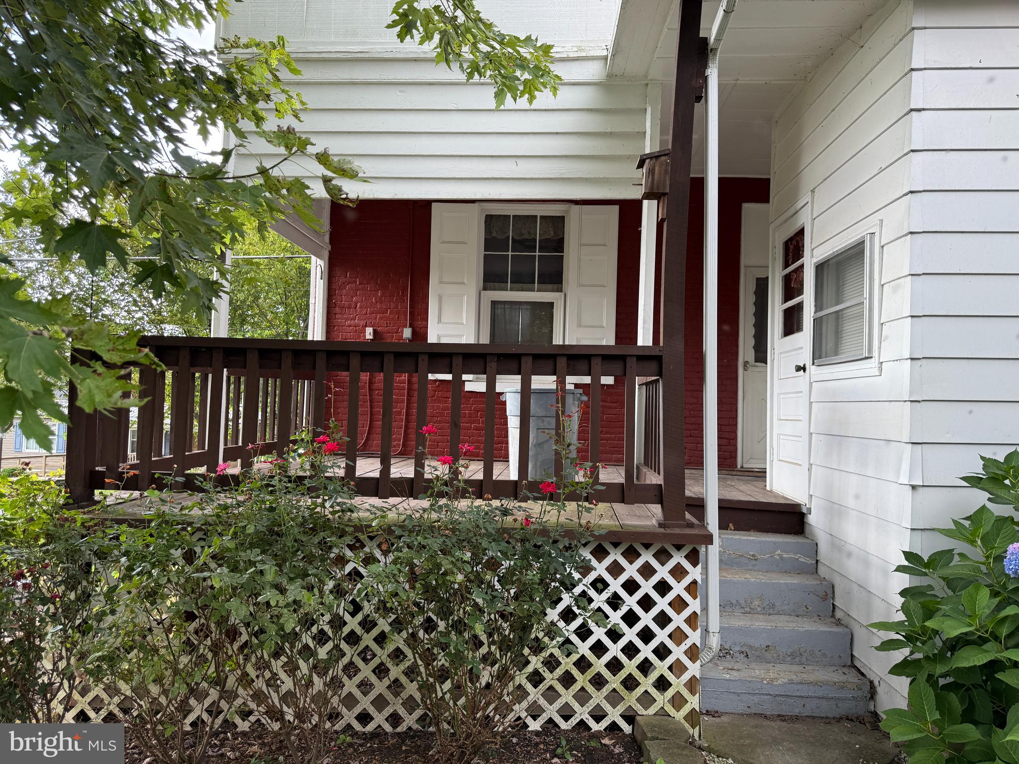 MCVEYTOWN - Residential