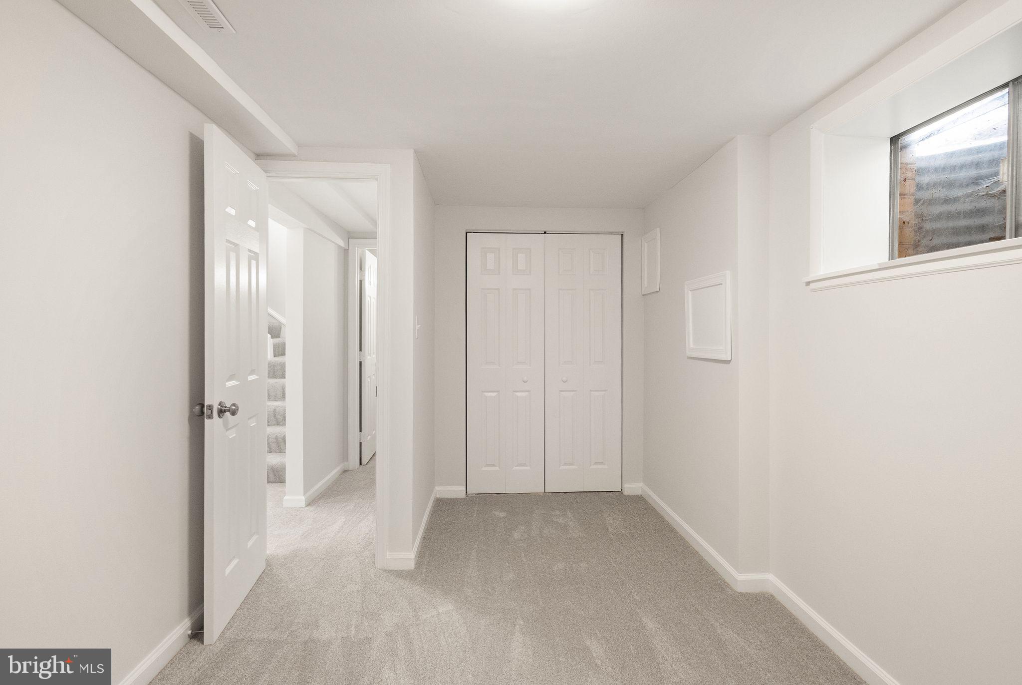 HERITAGE SQUARE - Residential