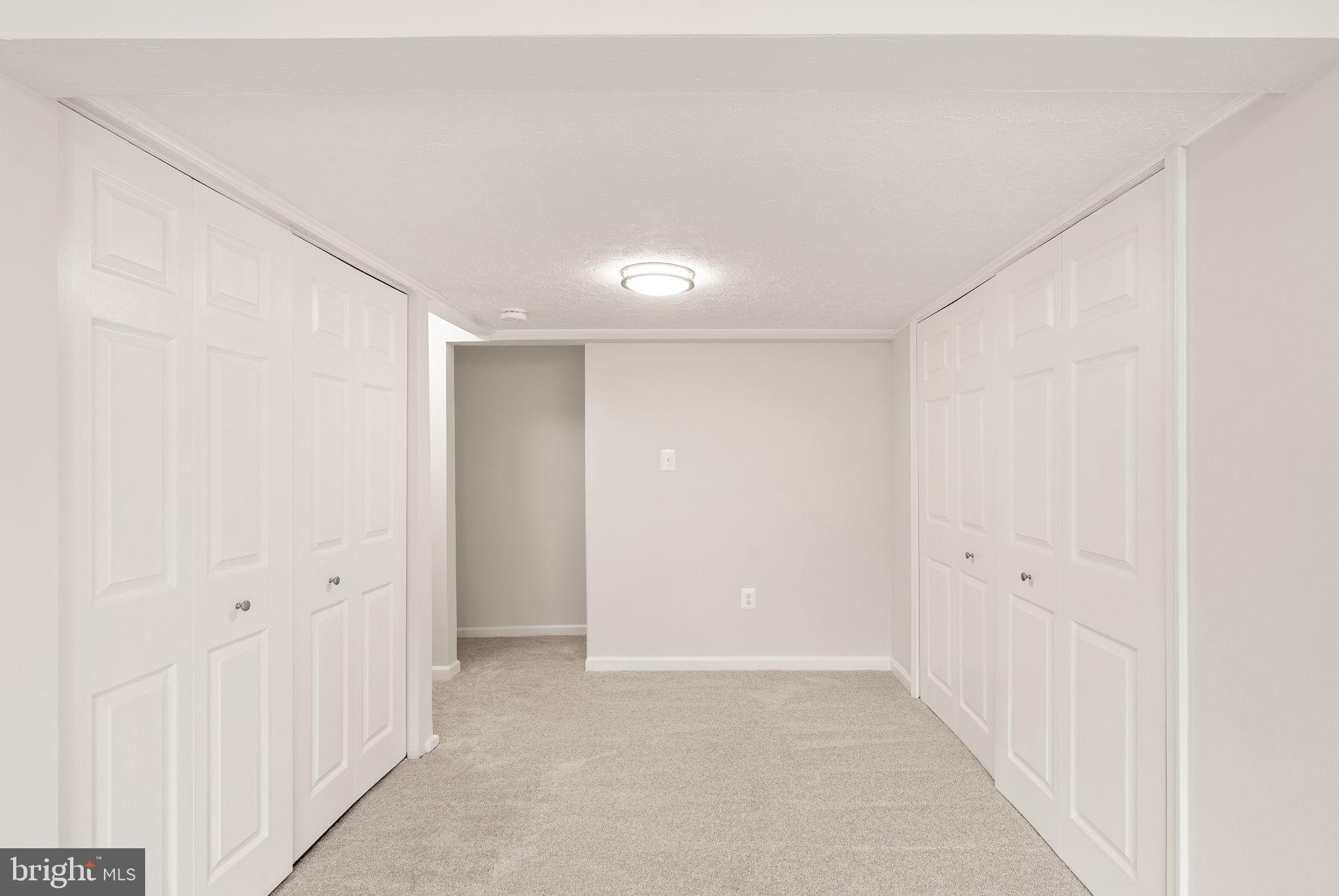 HERITAGE SQUARE - Residential