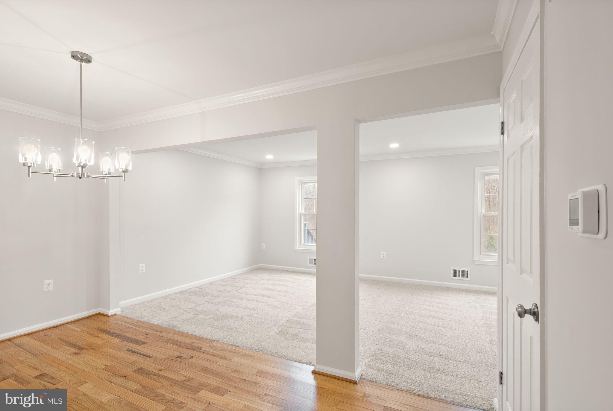 HERITAGE SQUARE - Residential