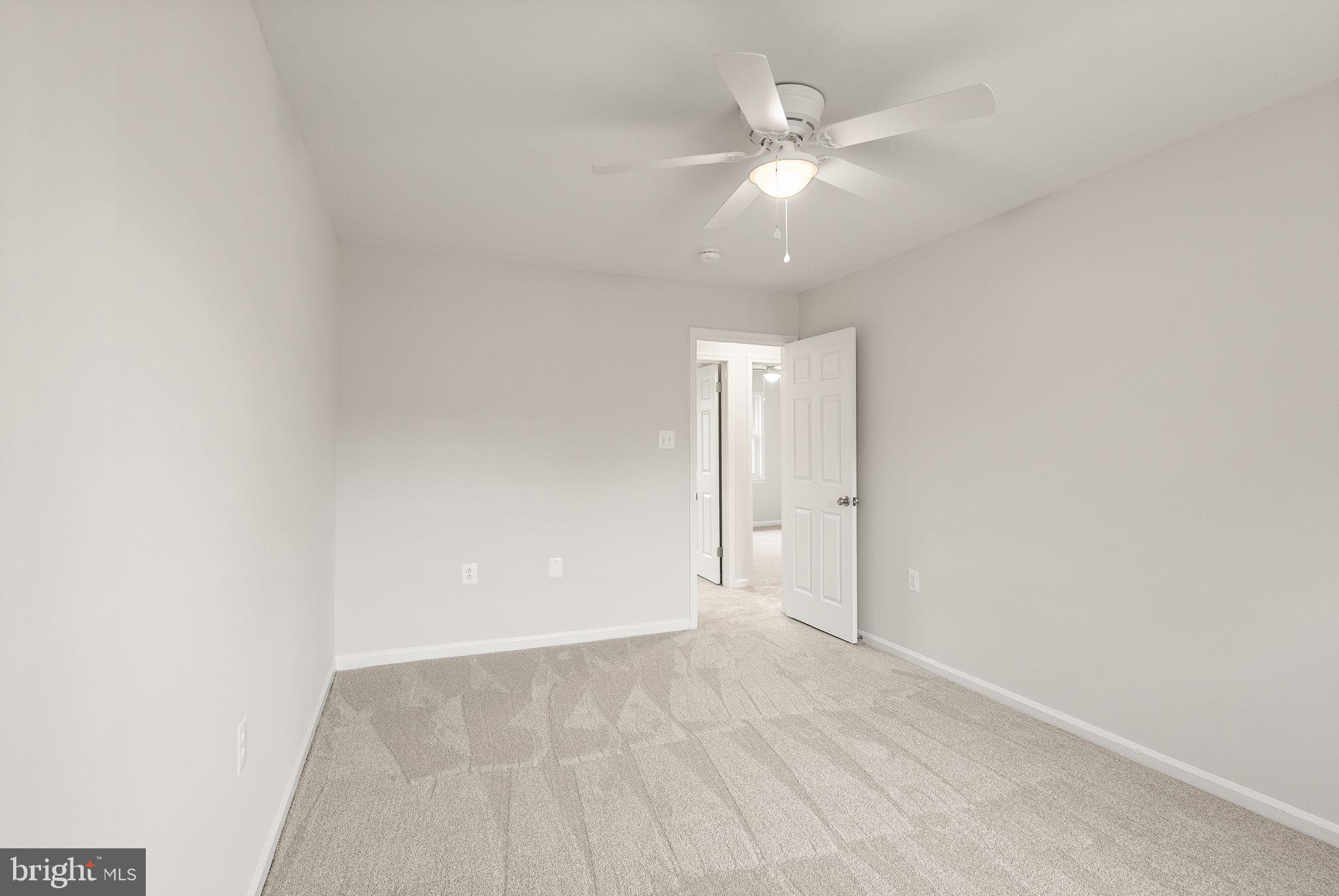 HERITAGE SQUARE - Residential