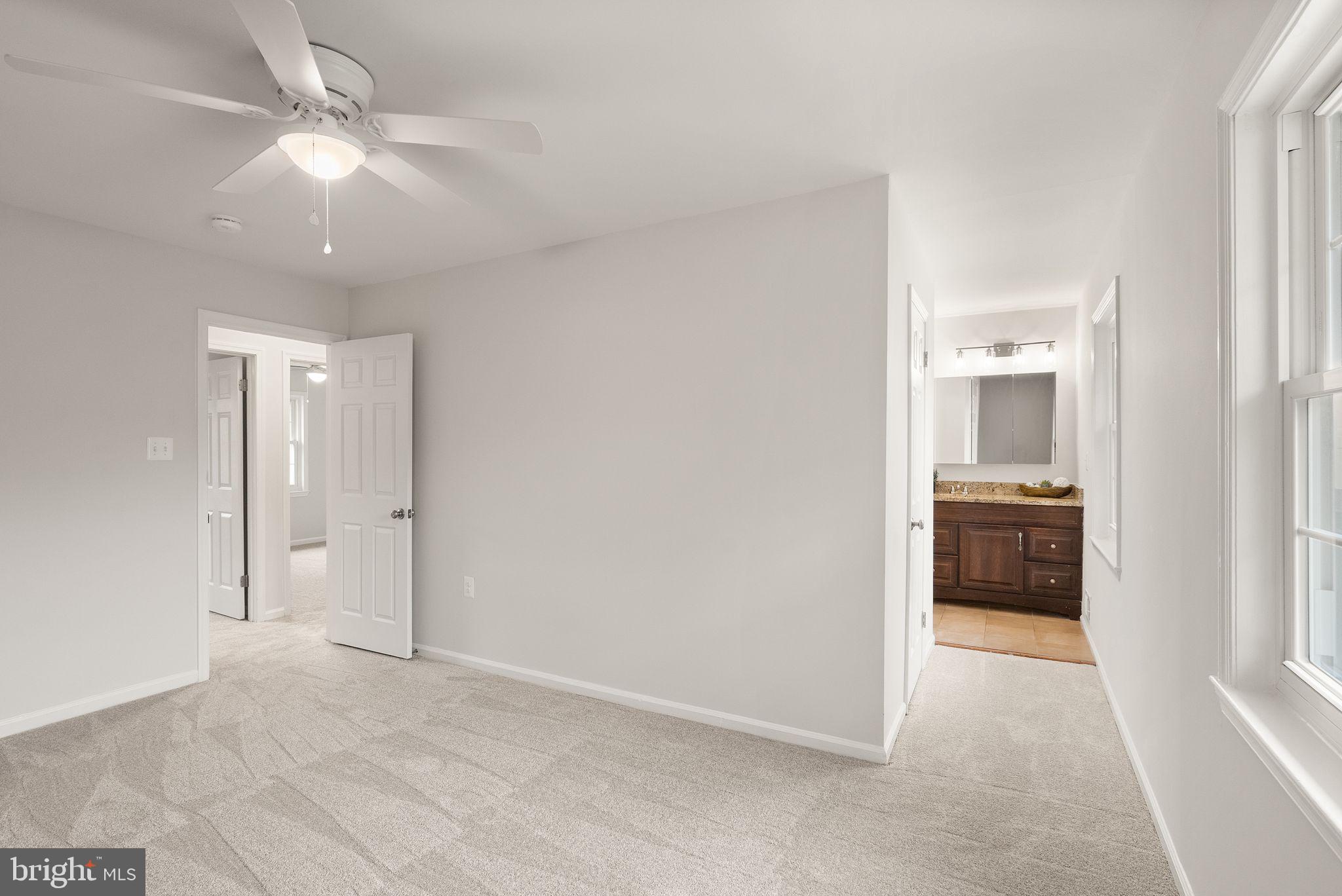 HERITAGE SQUARE - Residential