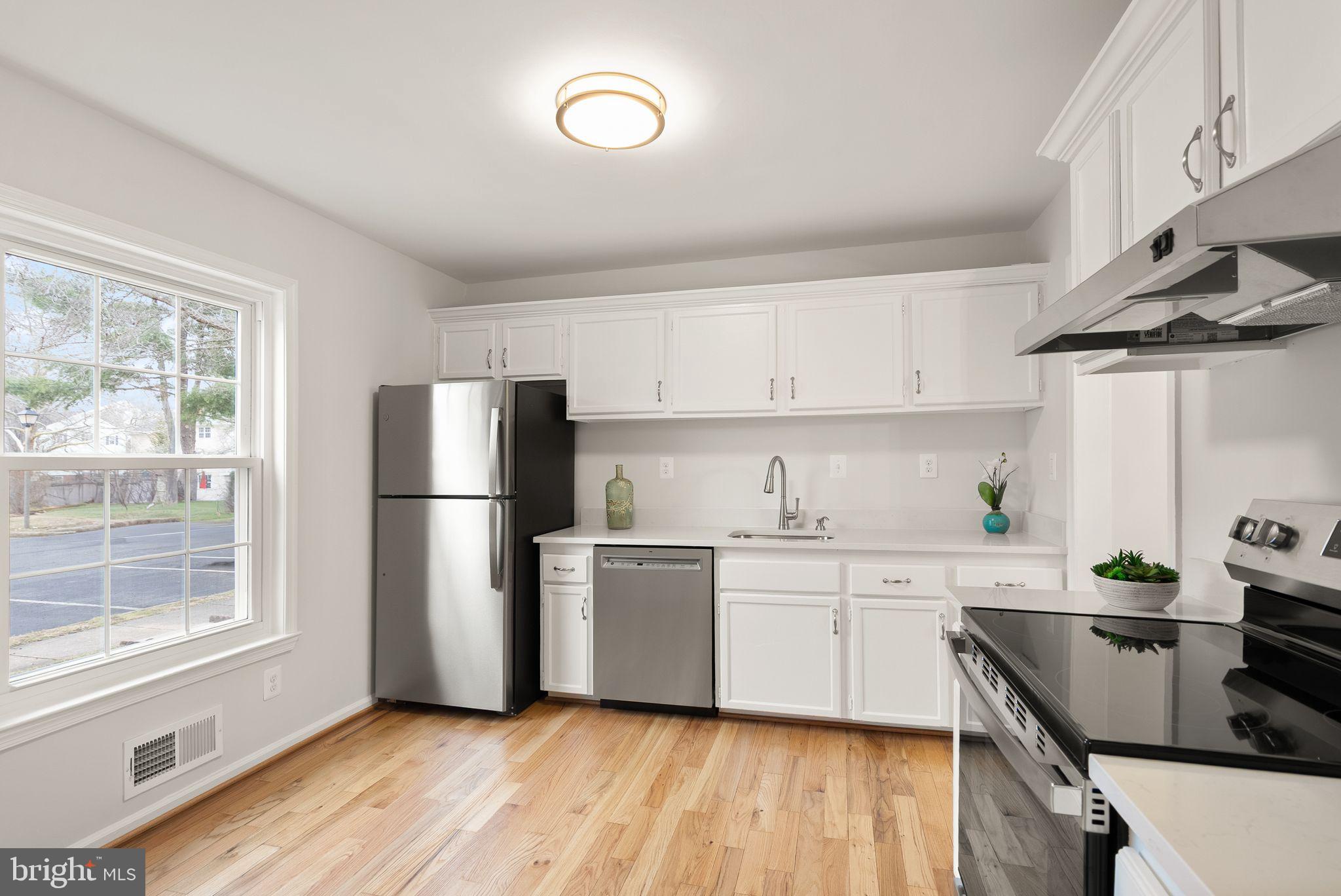 9225 SAND CREEK COURT