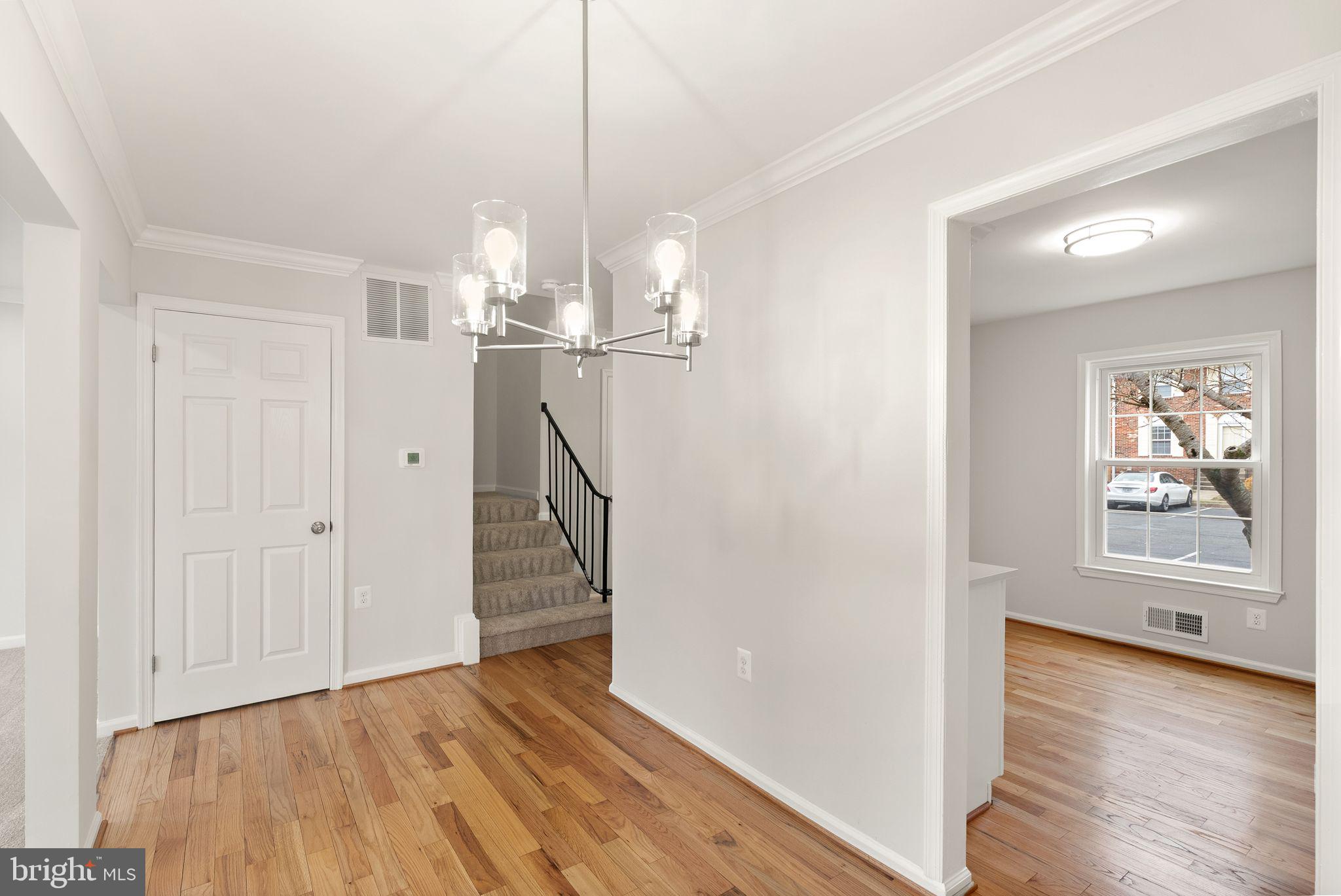 HERITAGE SQUARE - Residential