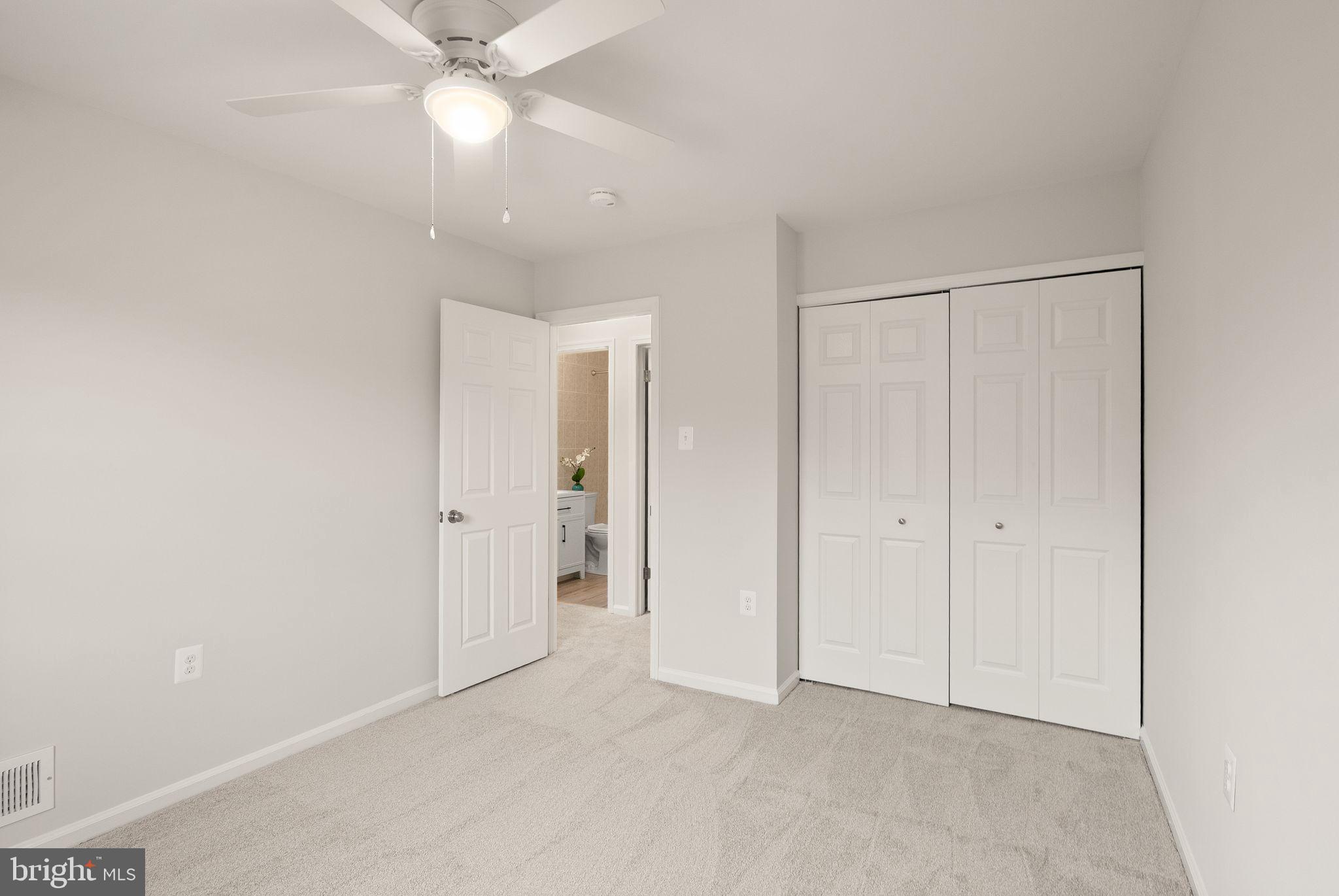 HERITAGE SQUARE - Residential