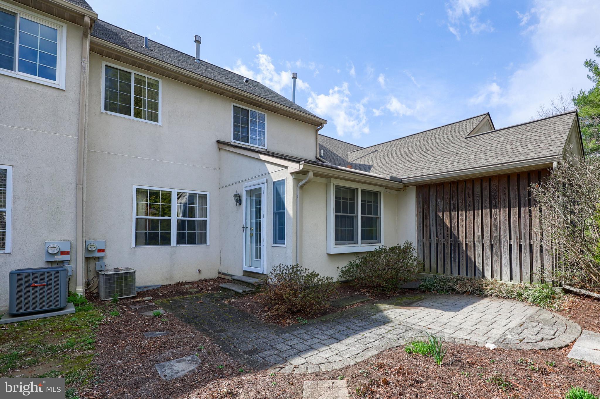 CROSSGATES - Residential