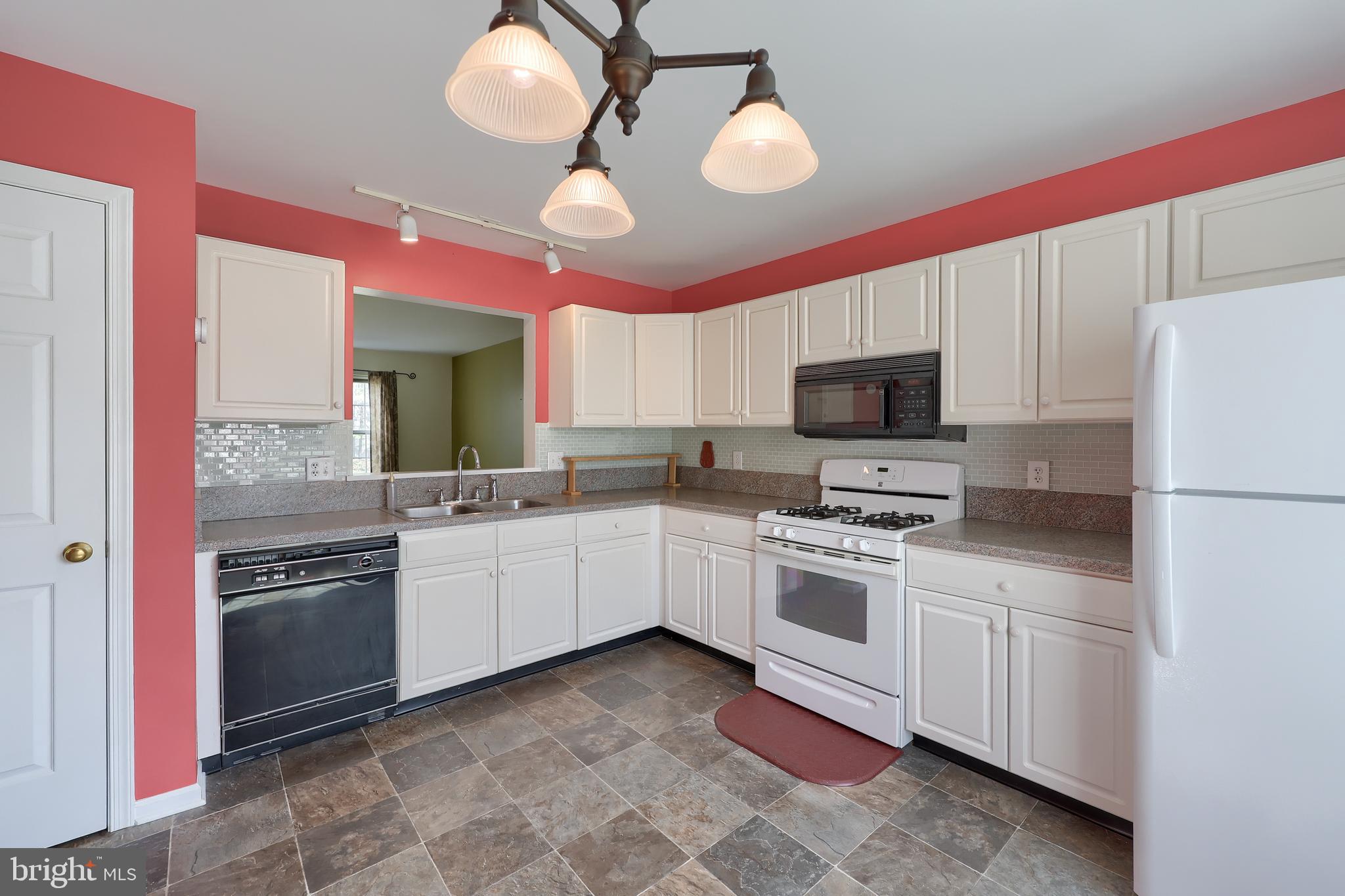 CROSSGATES - Residential