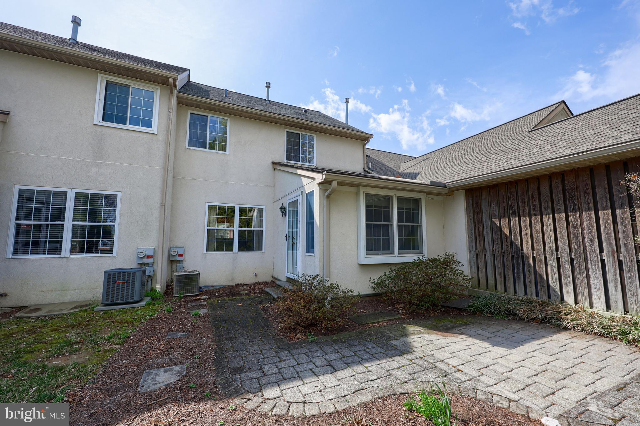 CROSSGATES - Residential