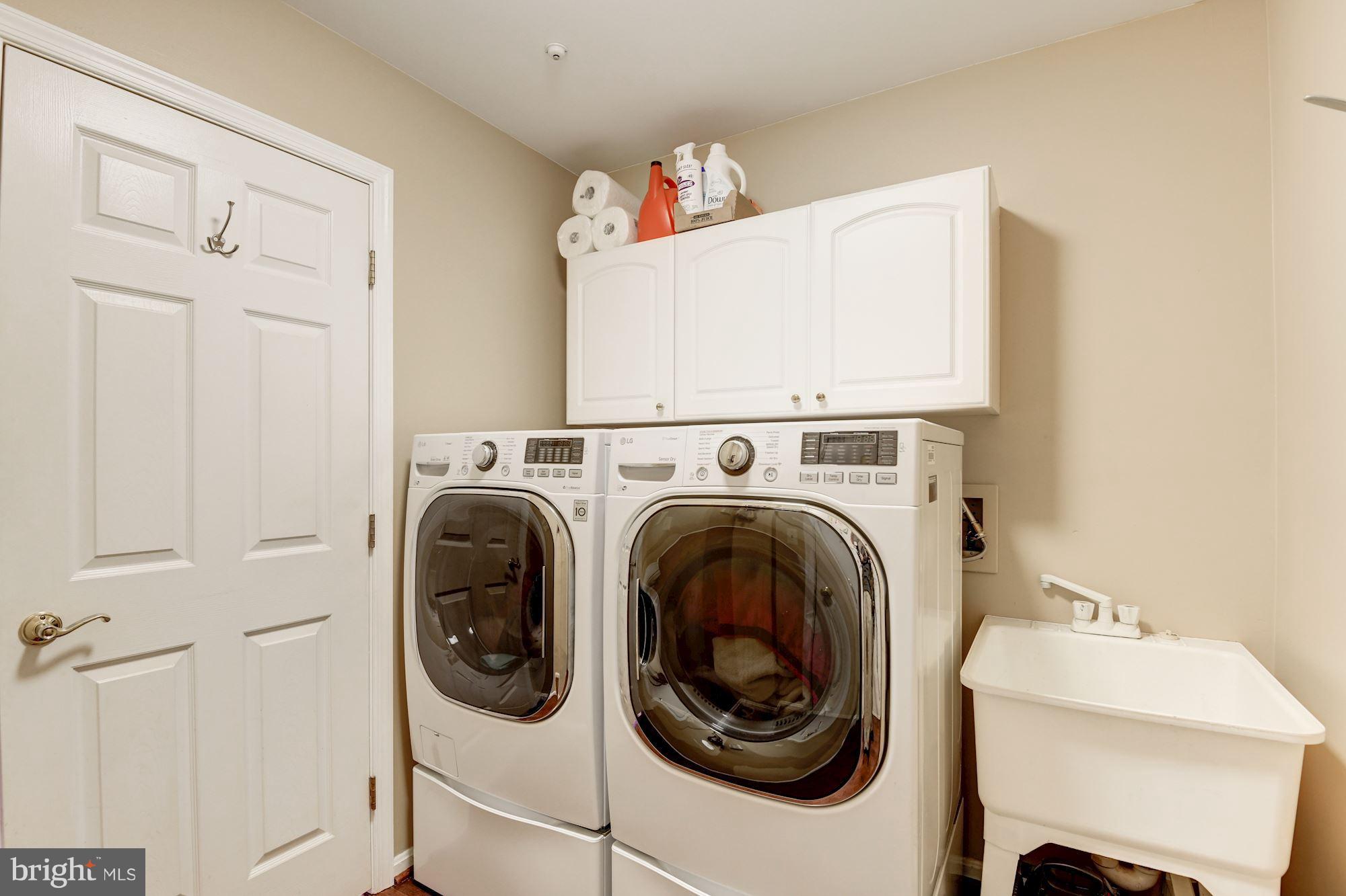 FAIRFAX STATION - Residential