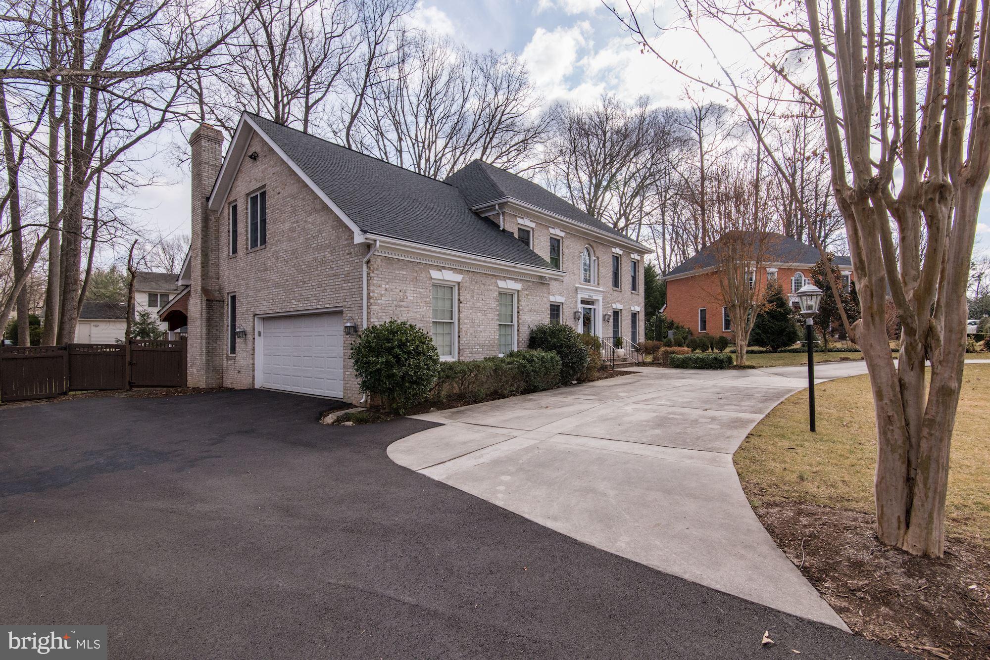 FAIRFAX STATION - Residential