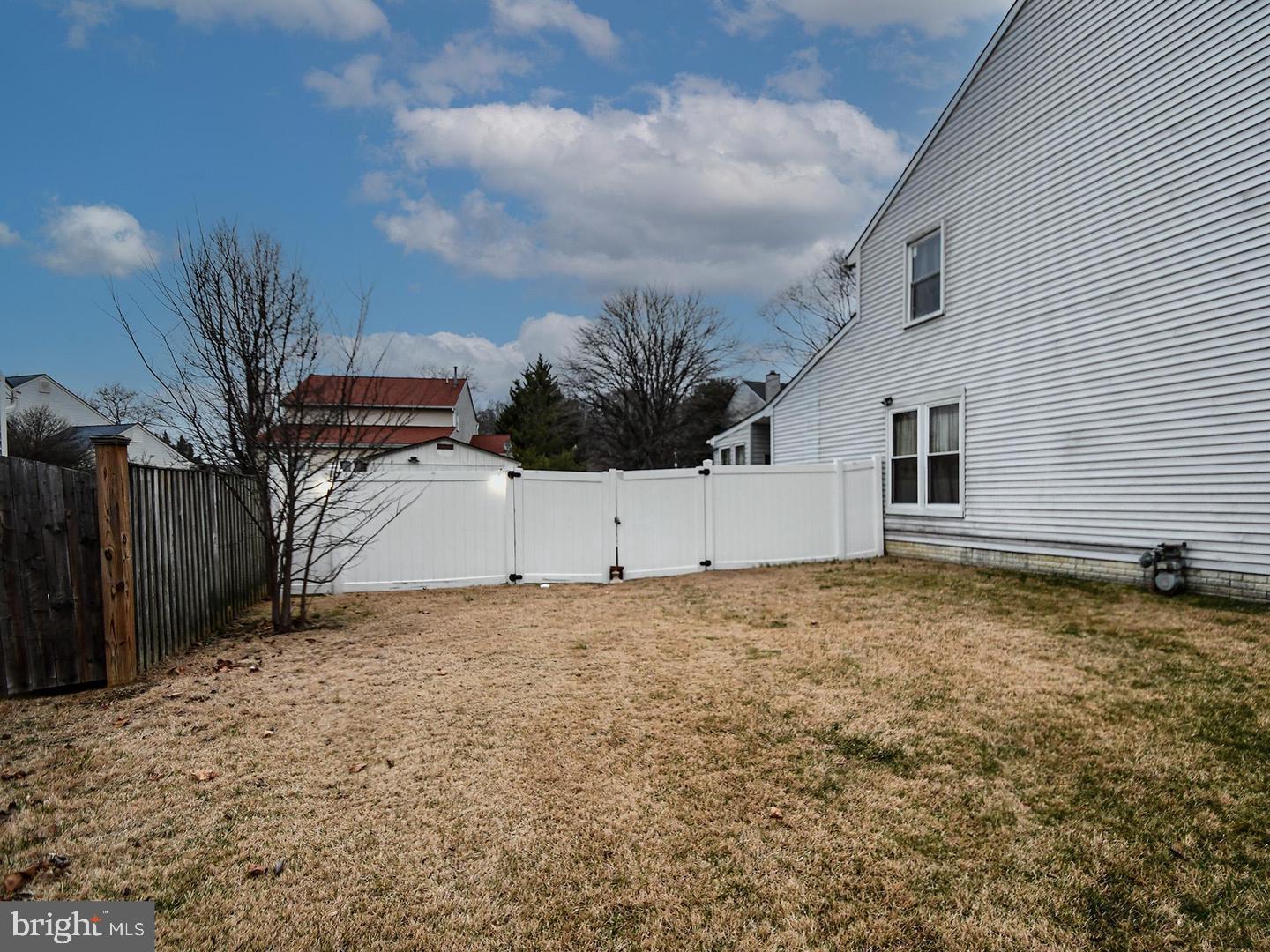 KINGS FOREST - Residential Lease