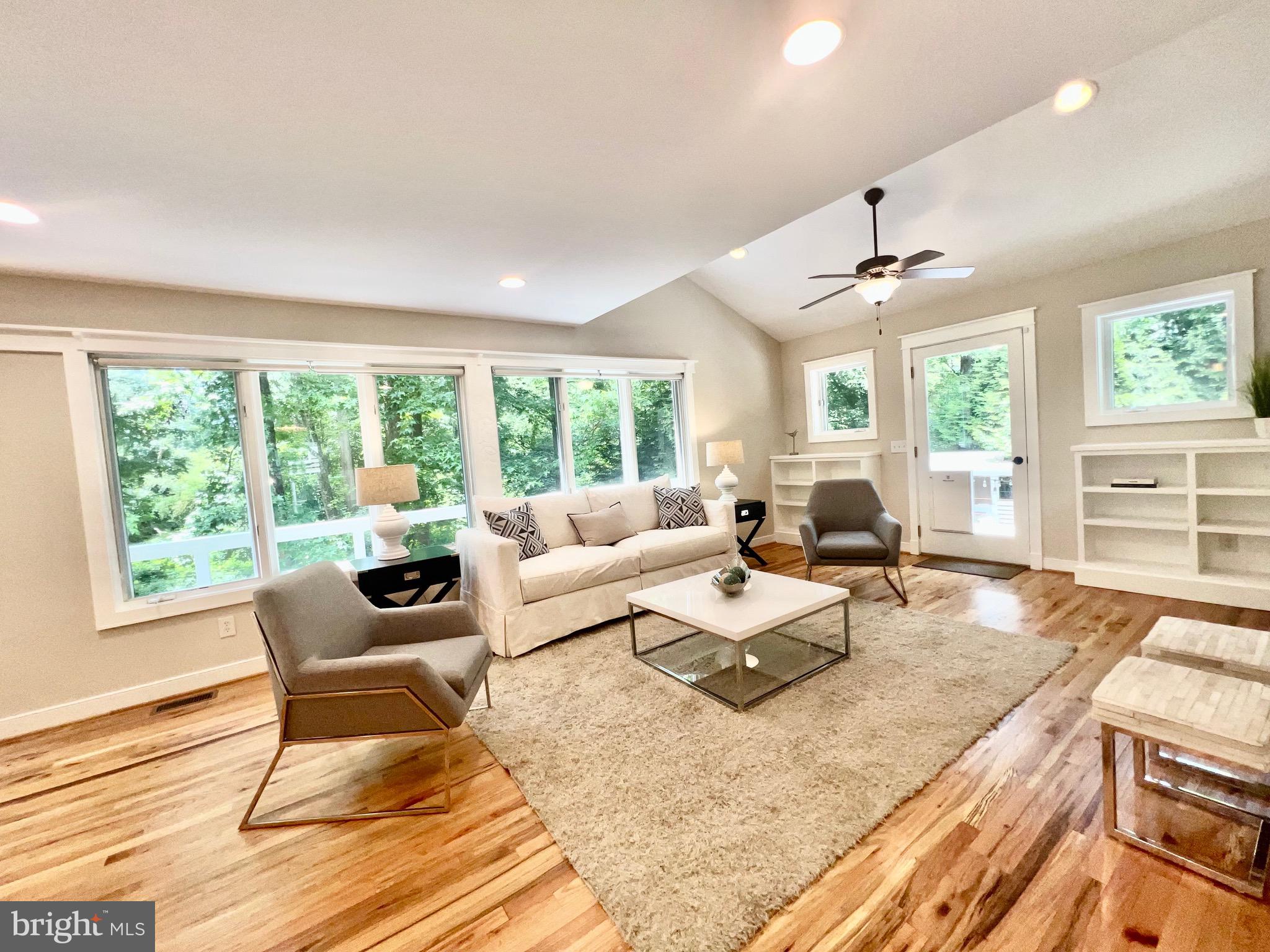8122 STACEY ROAD