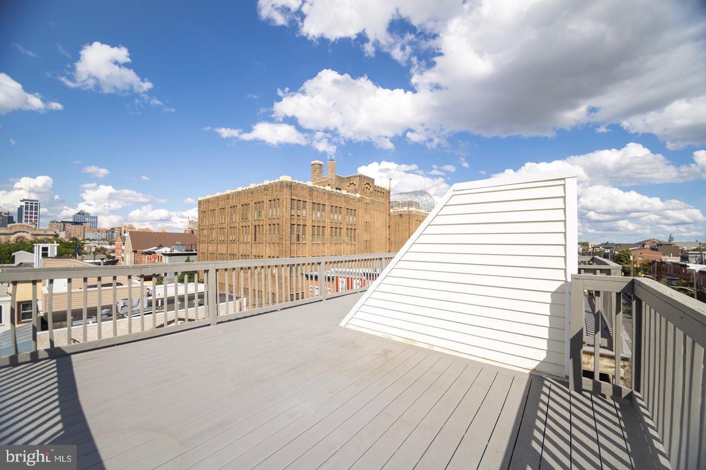 BELLA VISTA - Residential