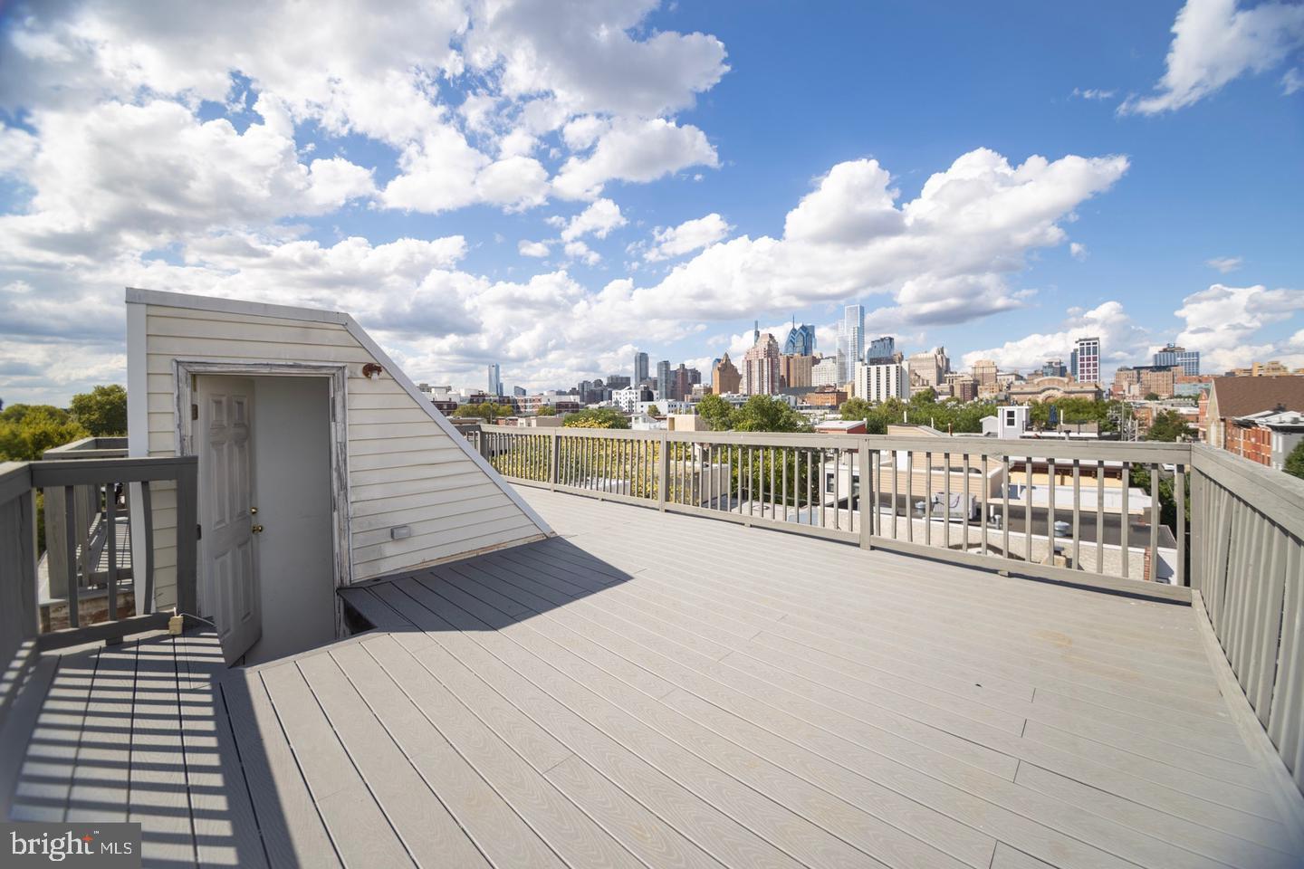 BELLA VISTA - Residential